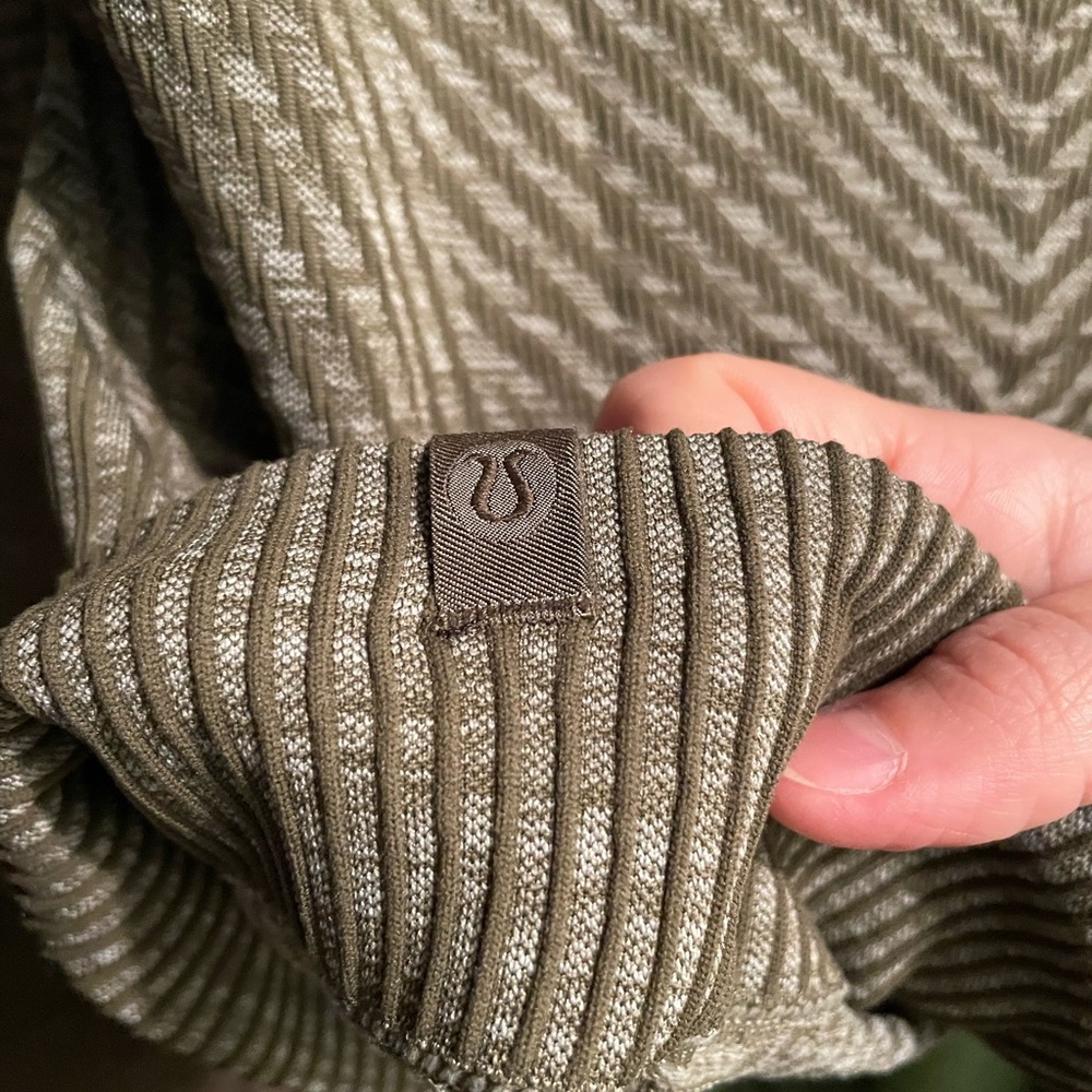Lululemon Rest Less Pullover Heathered Military Green Women’s Size 2 - Picture 3 of 13
